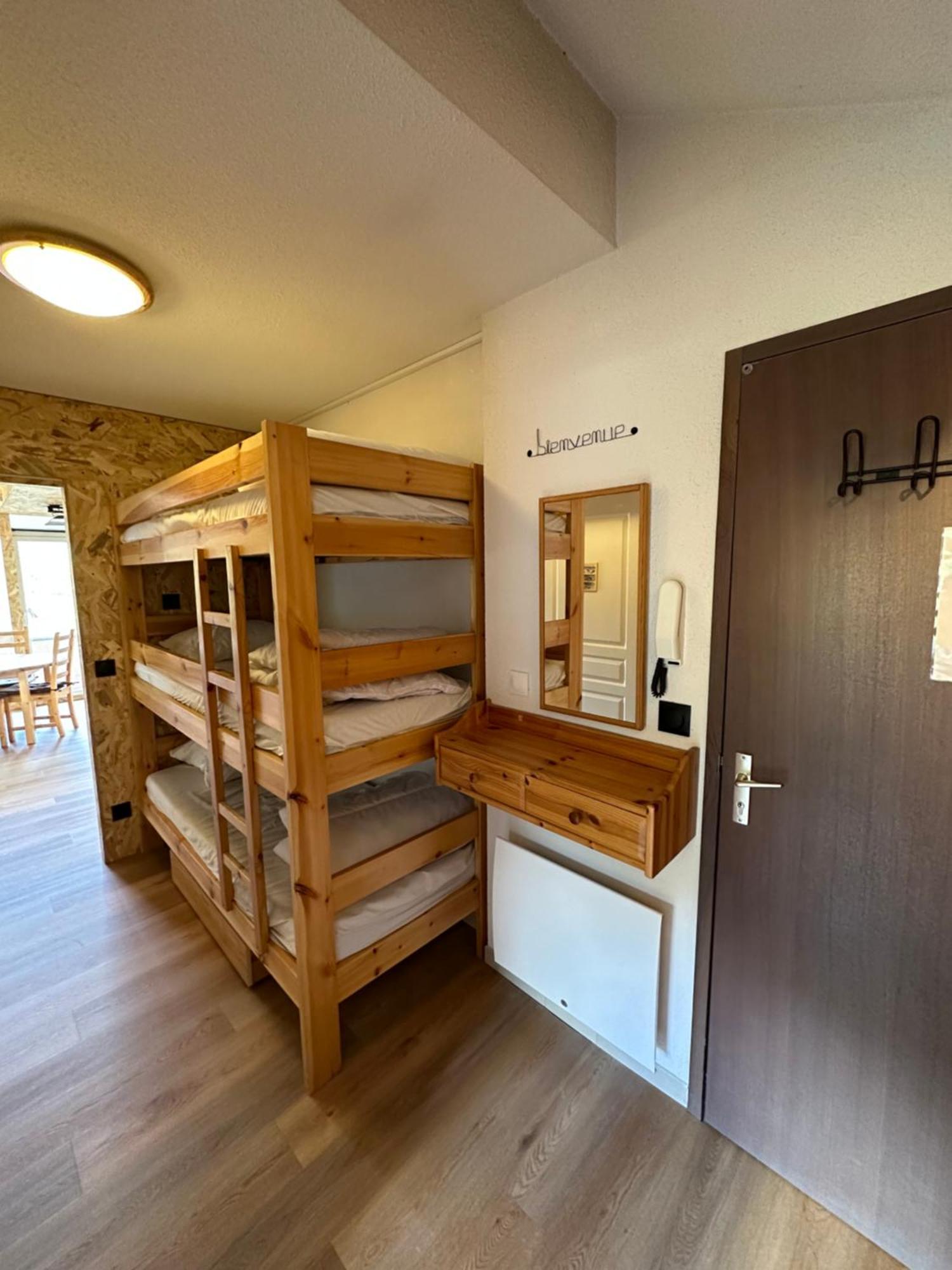 Snowood Serre Chevalier: Mountain Retreat for 5-7, Near Pontillas Lift La Salle-les-Alpes Exterior photo